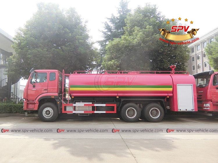 20,000 litres Fire Water Tanker Sinotruk - LS 20,000 litres Fire Water Tanker Sinotruk - LS